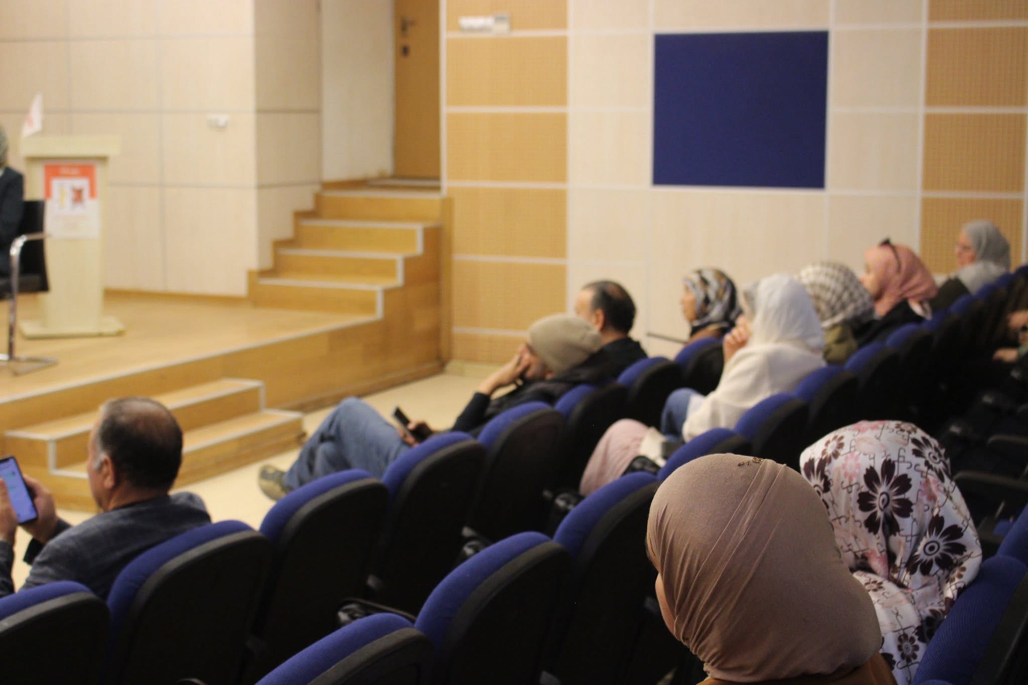 لقاء التعريف بمجلة مربعات ومحاور مناشطها الفكرية والثقافية والمعمارية