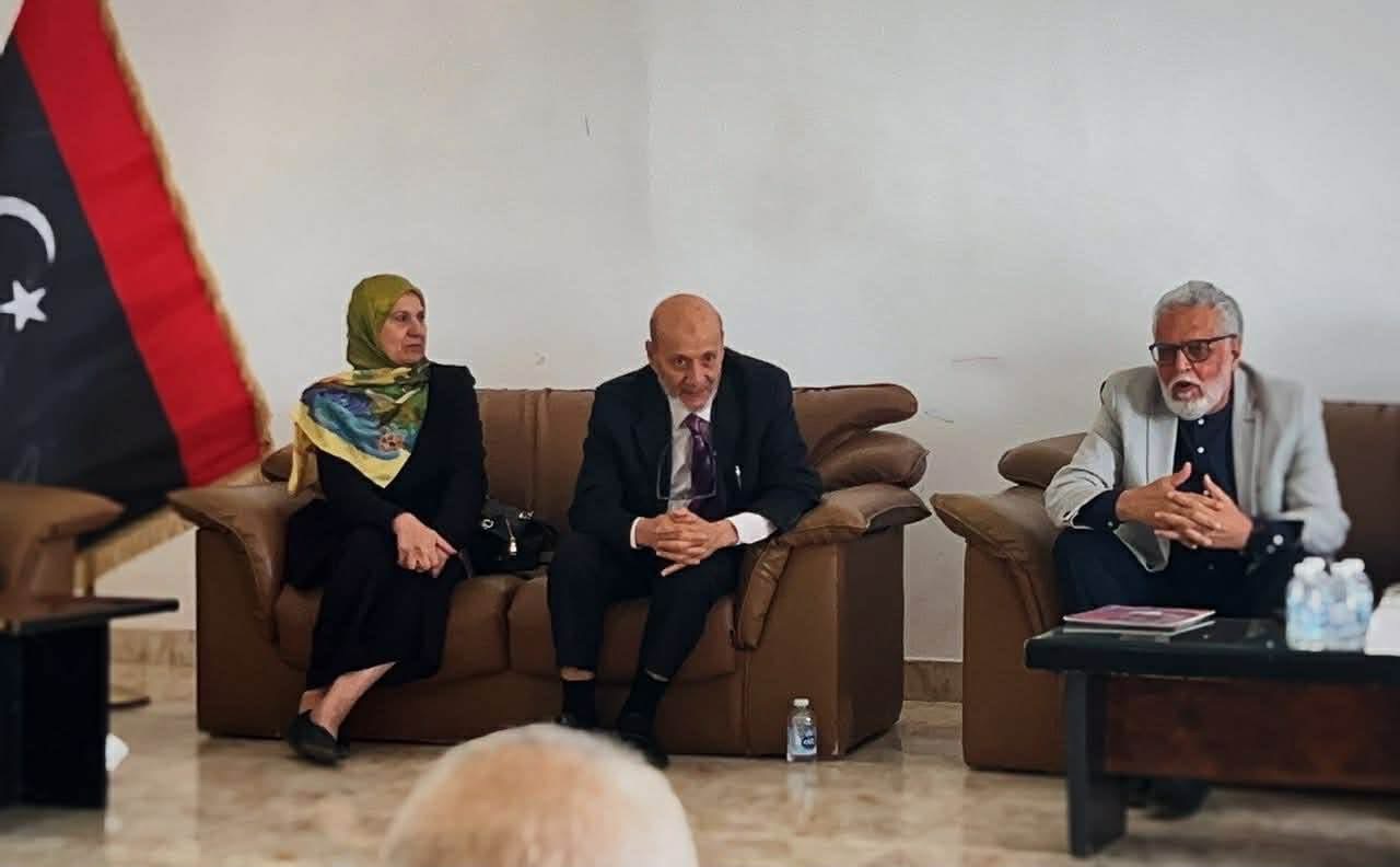 لقاء التعريف بمجلة مربعات ومحاور مناشطها الفكرية والثقافية والمعمارية
